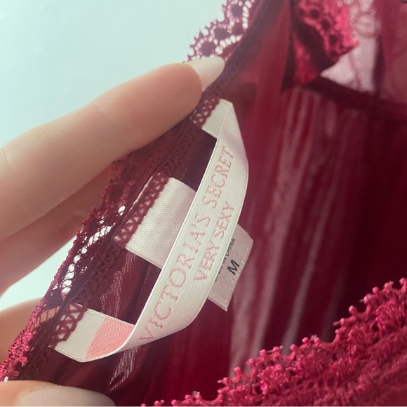 Y2K Victoria’s Secret Very Sexy Collection Satin Lace Trim V Neck Low Back Slip - Picture 10 of 12